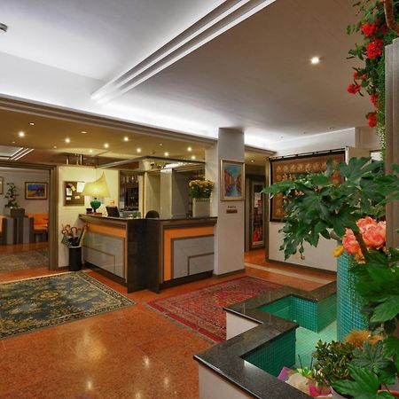 Hotel Niagara Lignano Sabbiadoro Exterior photo