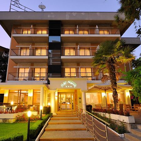 Hotel Niagara Lignano Sabbiadoro Exterior photo