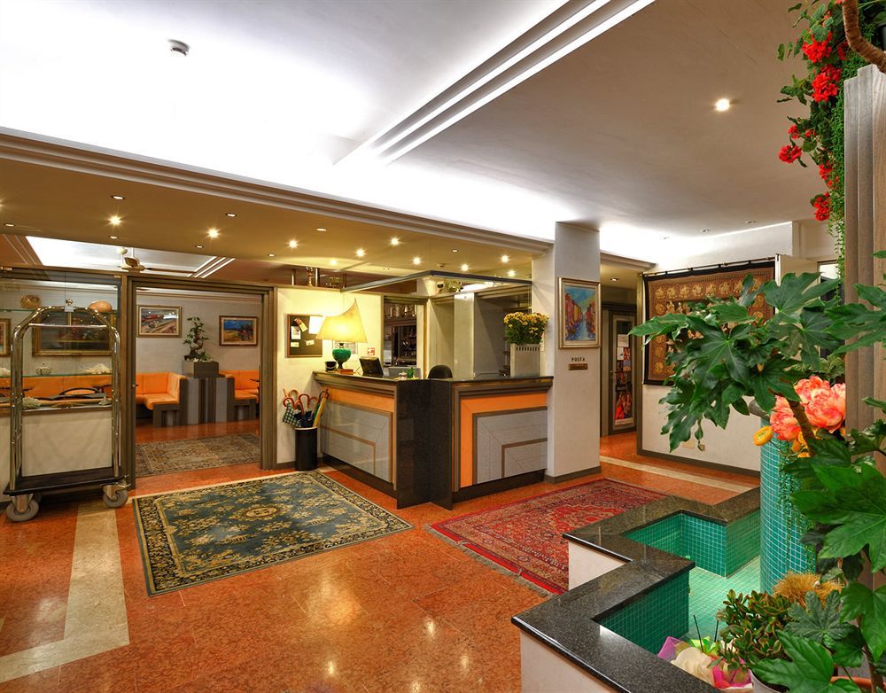 Hotel Niagara Lignano Sabbiadoro Exterior photo